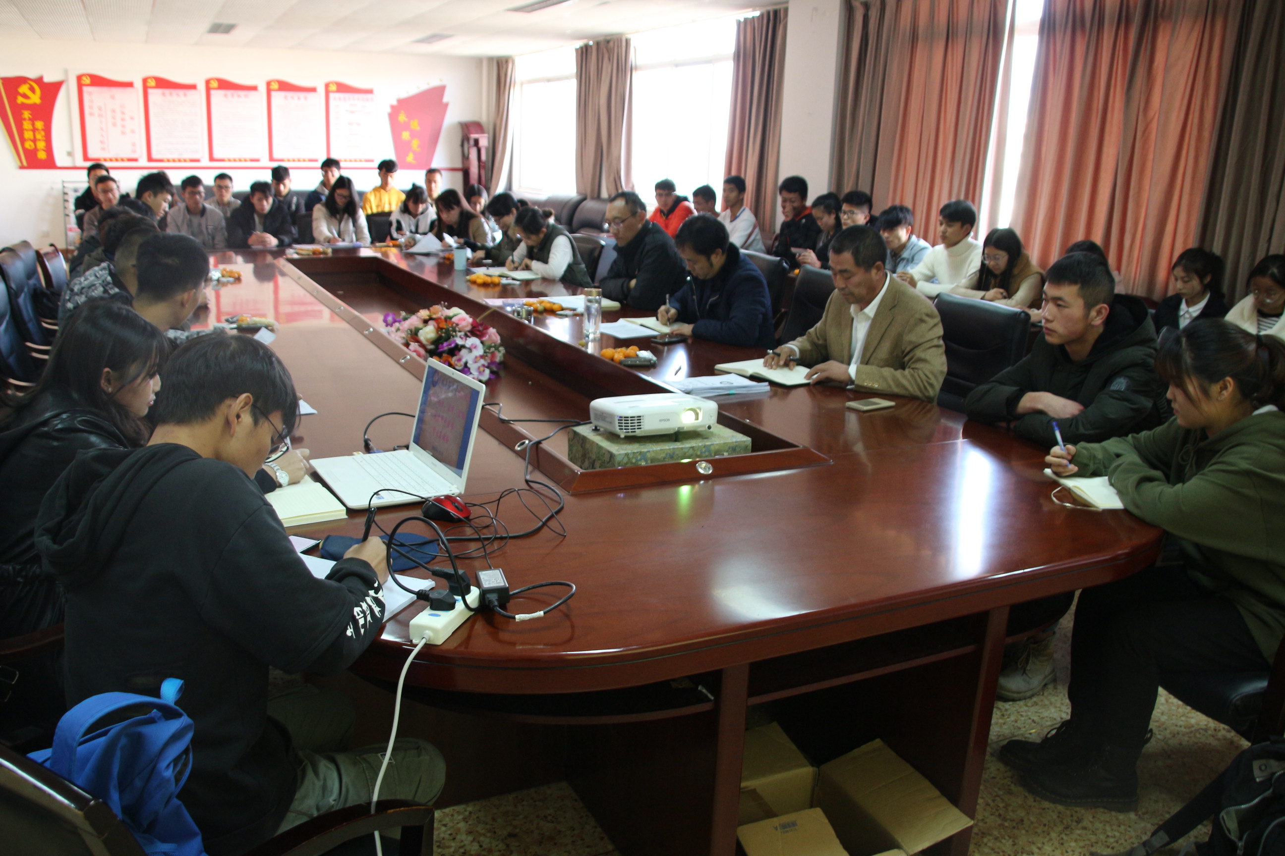 2019家庭经济困难_河南2019年普通高校家庭经济困难新生入学资助项目启动(3)