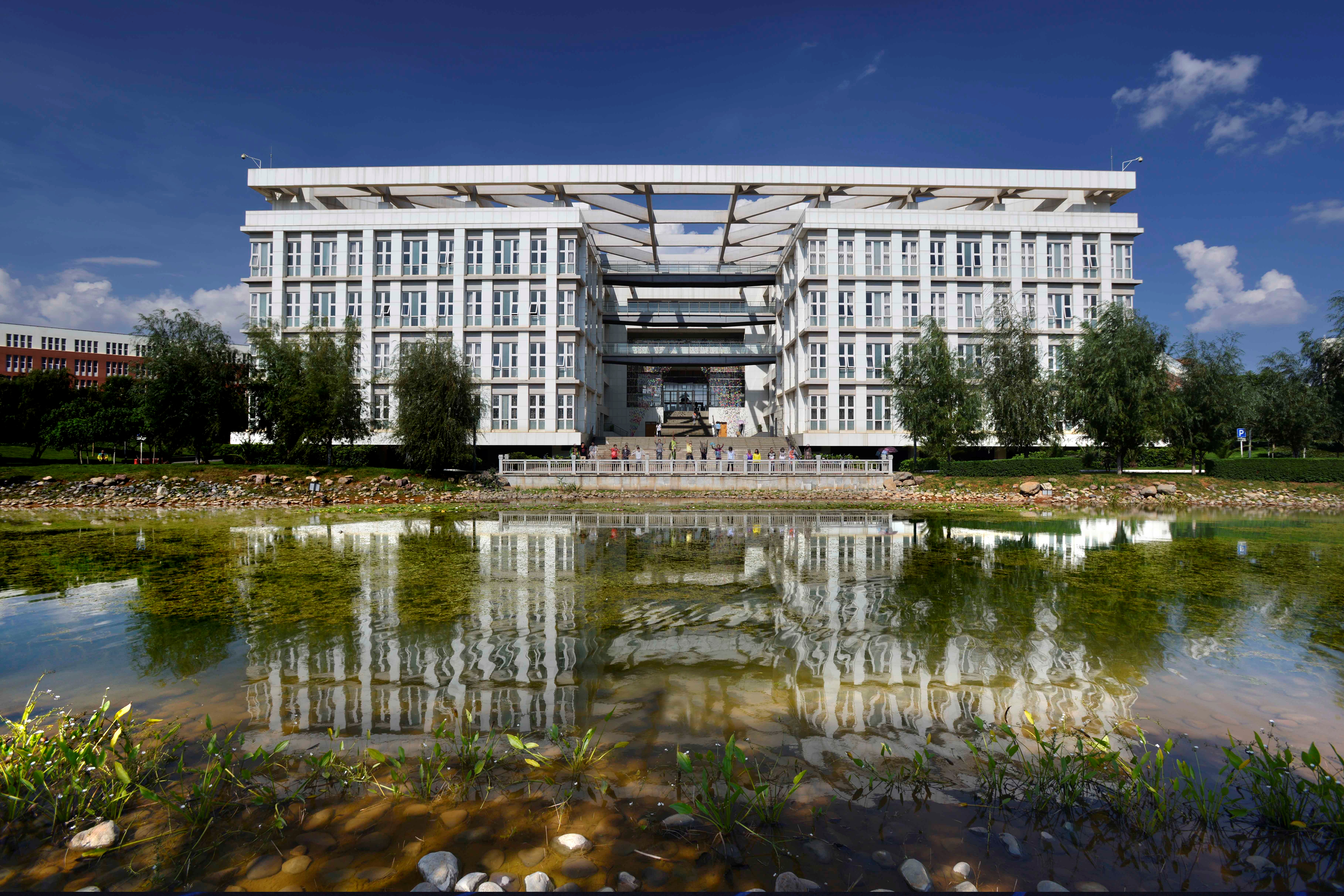 昆明医科大学 gallery image 3