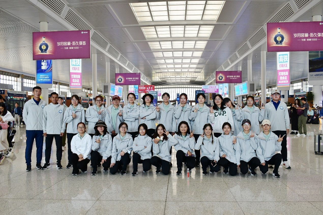昆明医科大学校女足在全国青少年校园足球联赛大学女子校园组总决